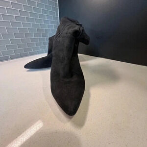 XOXO Black Suede Ankle Boots Size 10 Heel 3 Inch